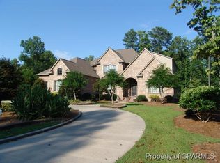 102 Charles Ct, Chocowinity, NC 27817