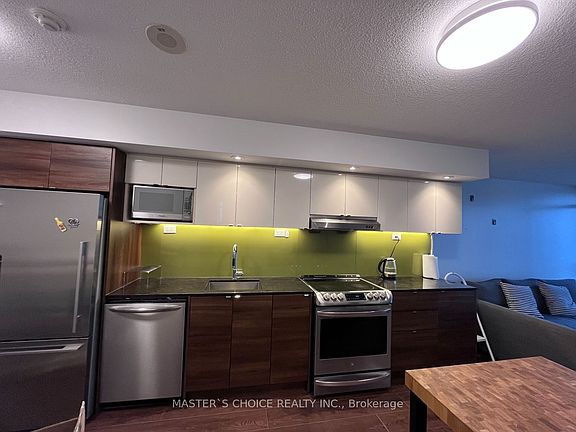 3rd image of 121 McMahon Dr #1717