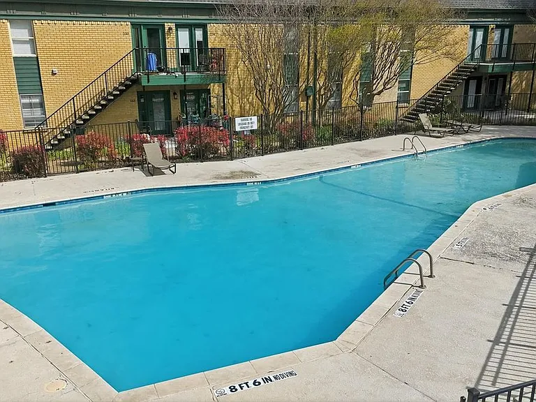4816 Amesbury Dr #128 — Photo 37