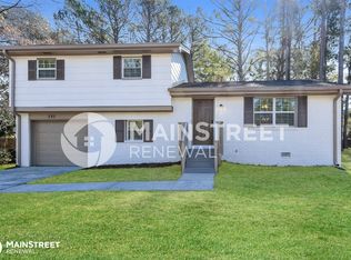 285 Pointer Ct, Atlanta, GA 30349
