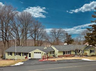 32 Seneca Trl, Sparta Twp., NJ 07871
