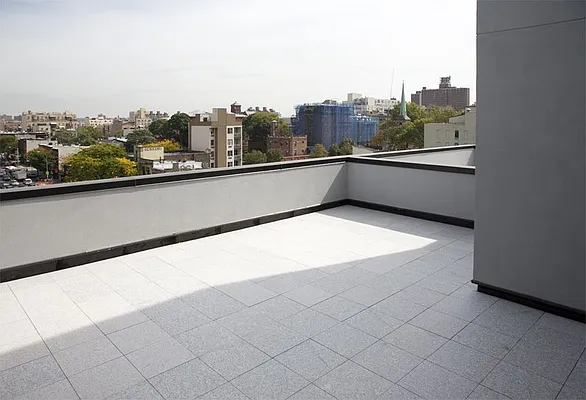 Rented by Gold-Stone Realty | media 18