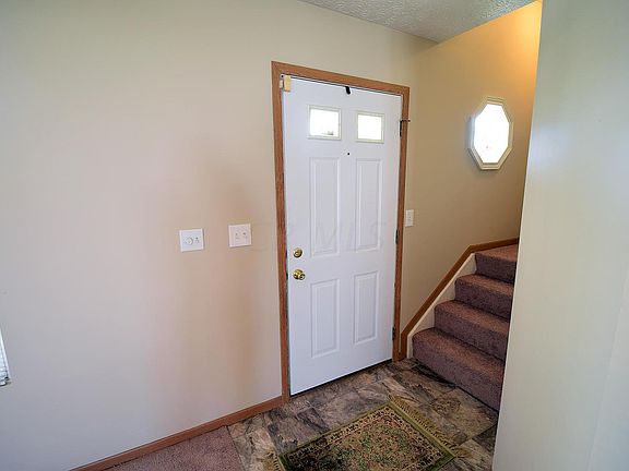 3rd image of 3755 Confederation Dr #235