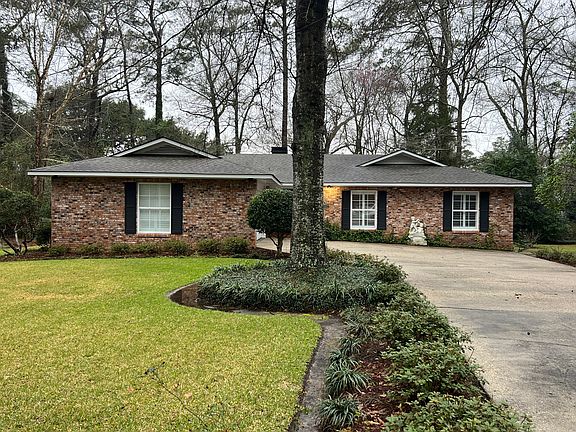 2nd image of 1505 Glendell Cir
