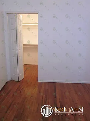 Rented by Kian Realty | media 21