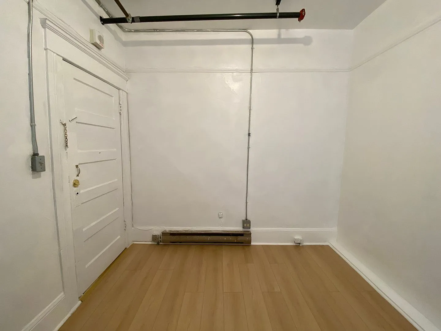 Private Room near CCSF Chinatown/ North Beach Campus & Financial District — Photo 4