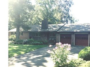 904 Main St, Riverton, NJ 08077