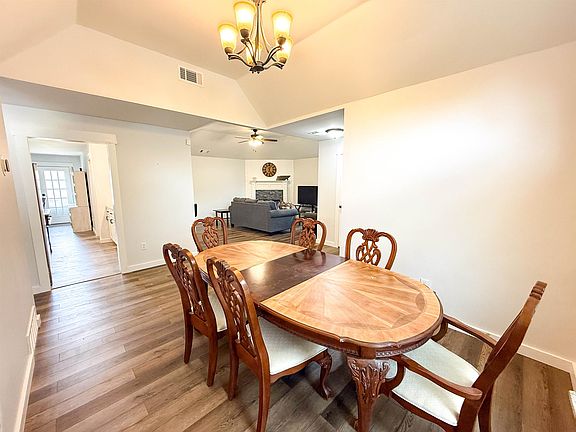 5th image of 8259 Floral Springs Dr