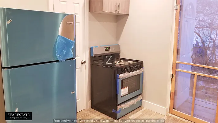 Rented by ZealEstate Group Inc | media 27