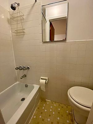 4th image of 508 E 5th St #4A