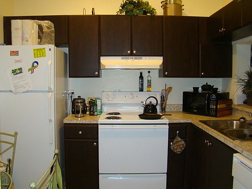 4th image of 11575 NW 45th St