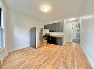 196 Broadway #1, Brooklyn, NY 11211