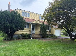 2 Curie Rd, Cornwall On Hudson, NY 12520