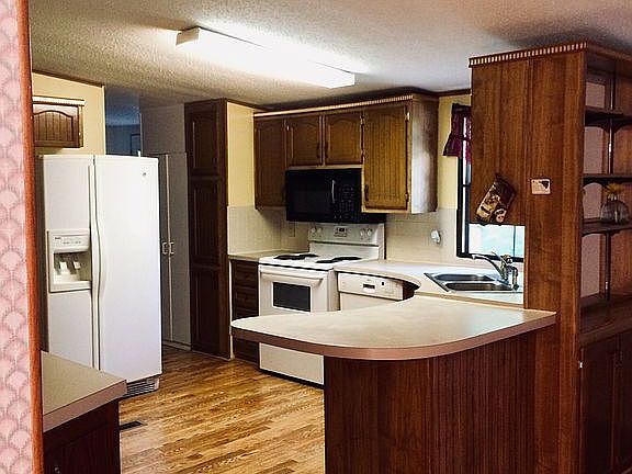 2nd image of 9720 Harkers Ct