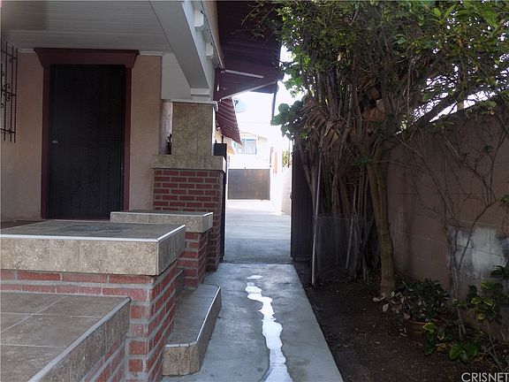 5th image of 1917 W Jefferson Blvd