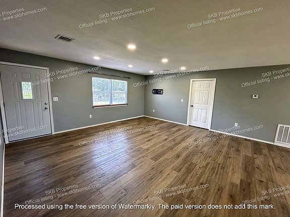 2nd image of 28967 Frisco St