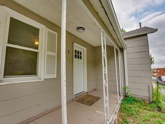 3rd image of 408 N 5th St