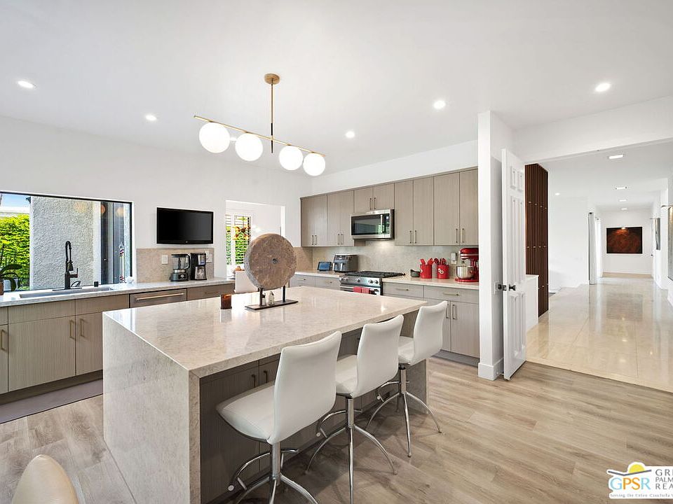 1st image of 87 Magdalena Dr