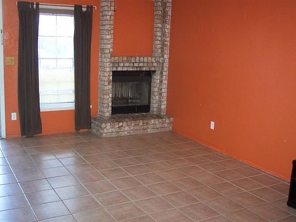 5th image of 1316 Trudy Elaine Dr