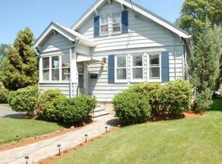 77 Beal Rd, Waltham, MA 02453