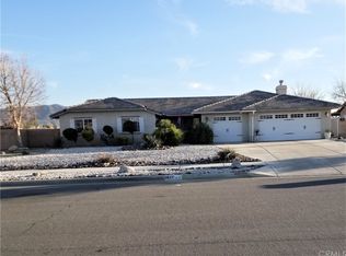 20371 Pima Rd, Apple Valley, CA 92308