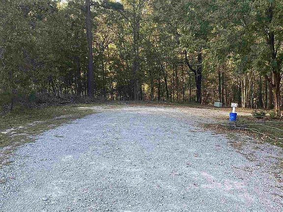 4th image of 308 Longcreek Plantation Dr