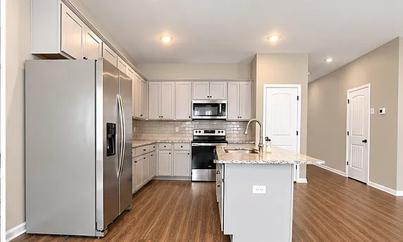 3 bed, 2.5 bath, 1875 sqft, $1,875 — Photo 4