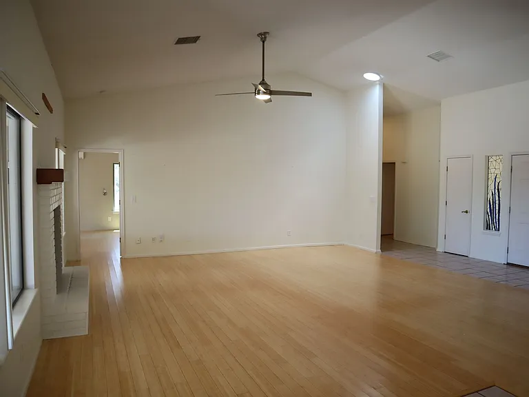 3159 E Choctaw Dr — Photo 15
