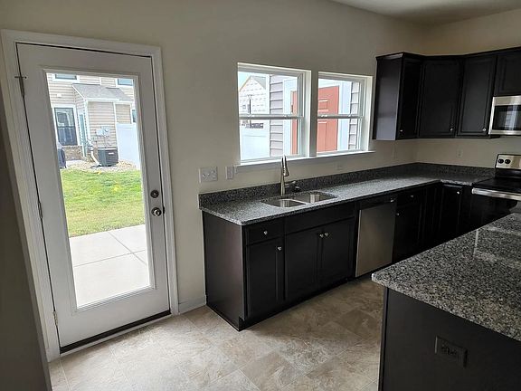 3rd image of 12229 Dutch Elm Cir