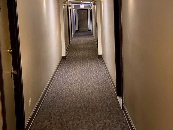 4th image of 3933 N Clarendon Ave APT 501