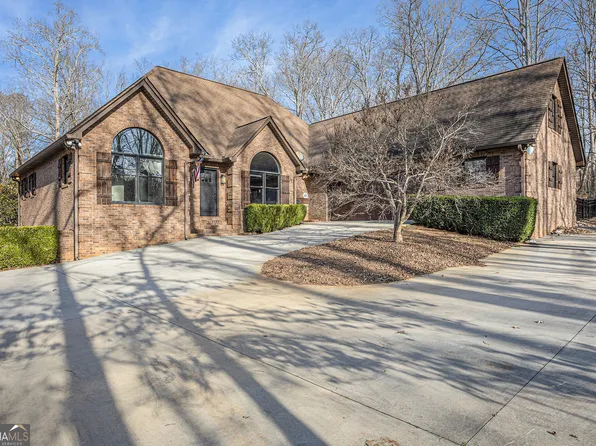 248 Tanglewood Rd S, Royston, GA 30662