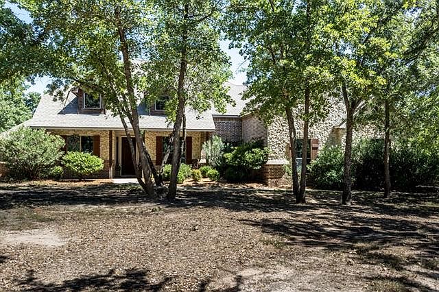 1st image of 514 Oak Hills Dr