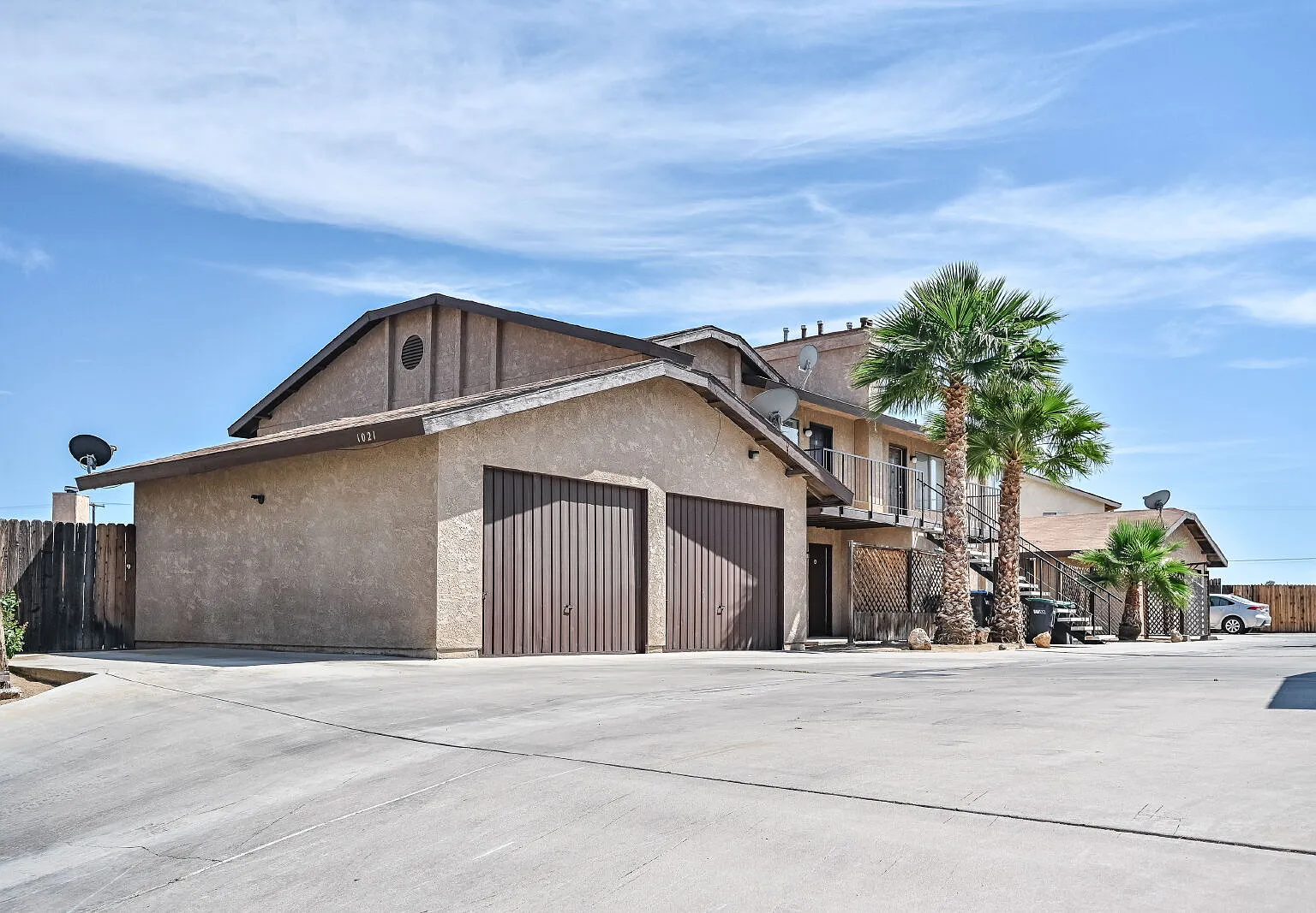3 bed, 2.0 bath, $1,300 — Photo 2