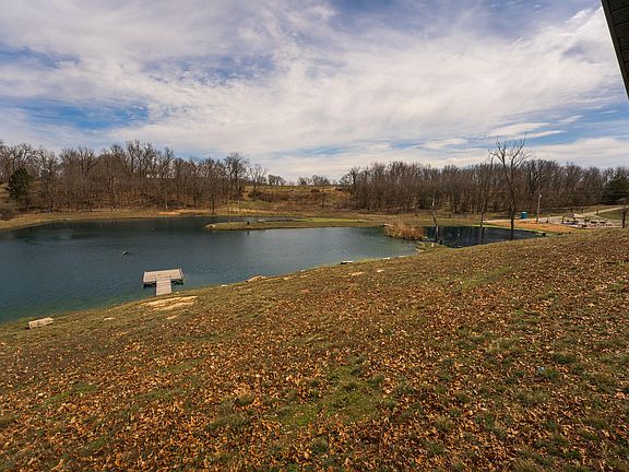 5th image of 1489 E 568th Road