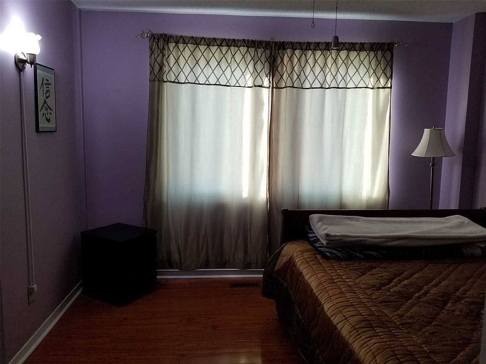 2nd image of 12 Horsham St