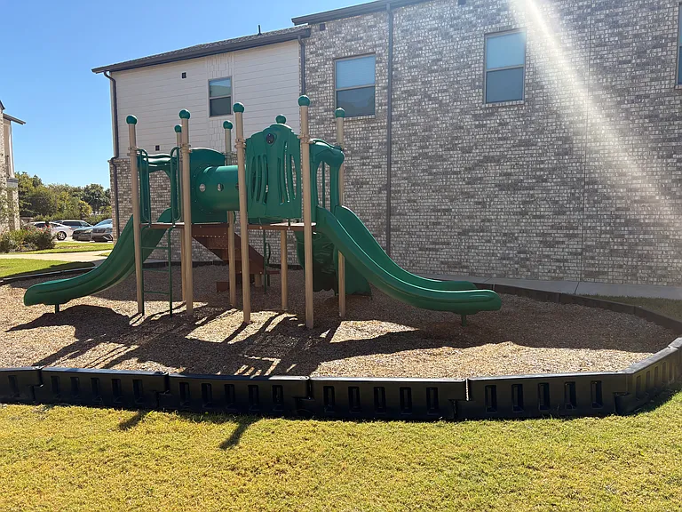 Northgate Apartments — Photo 7