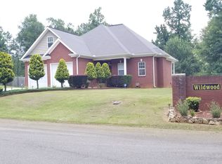 20 Forever Wild Ln, Oxford, AL 36203
