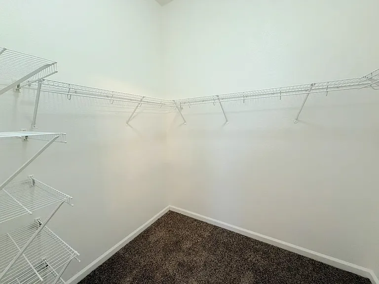405 Hearst Dr — Photo 21