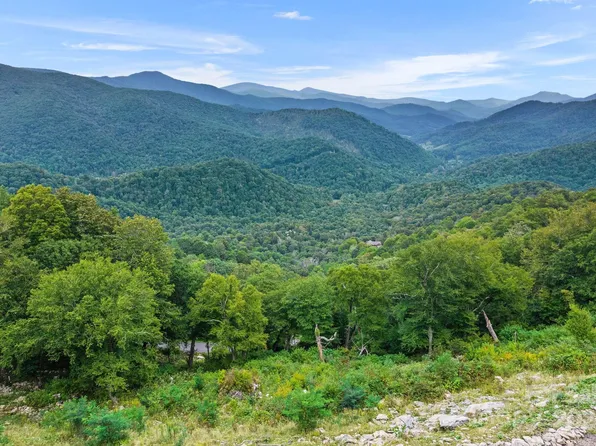 48 Overlook Dr #48, Mars Hill, NC 28754