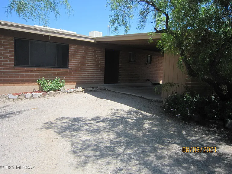 2502 N Broken Arrow Trl — Photo 2