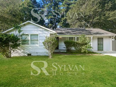 2555 Foxlair Trl, Atlanta, GA, 30349