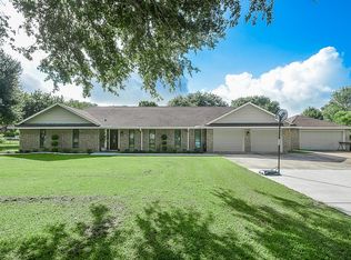 2215 Hellen Rd, Richmond, TX 77469