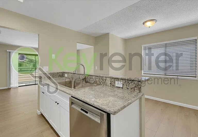 600 Del Verde Cir #2 — Photo 11
