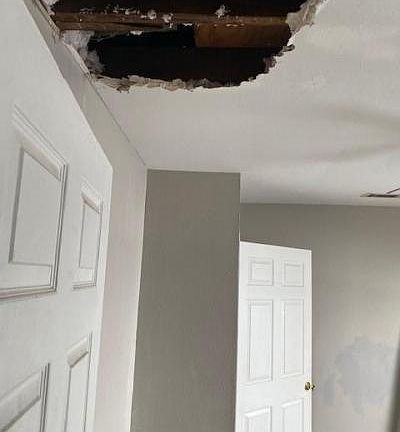 3rd image of 1906 Allen St