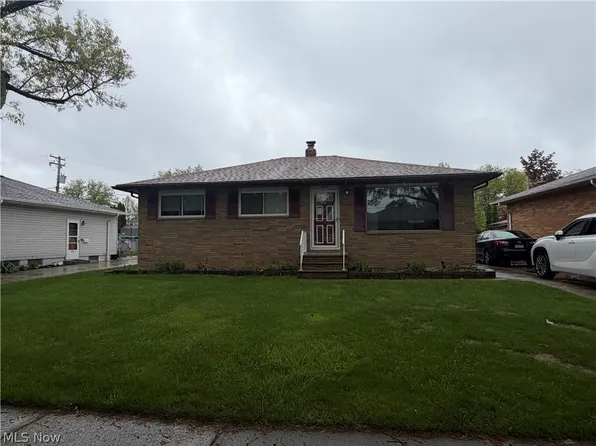 14812 Rochelle Ave, Cleveland, OH 44135