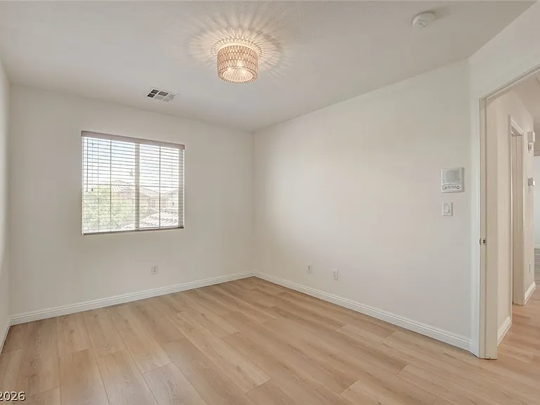 10808 Wallflower Ave — Photo 54
