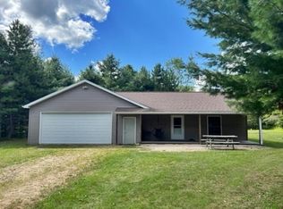 W7646 Jossart Rd, Pembine, WI 54156