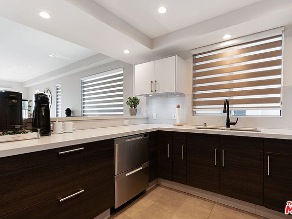 5th image of 1326 S Centinela Ave Unit 201