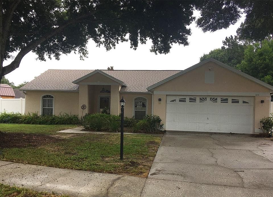 1st image of 815 ELM FOREST