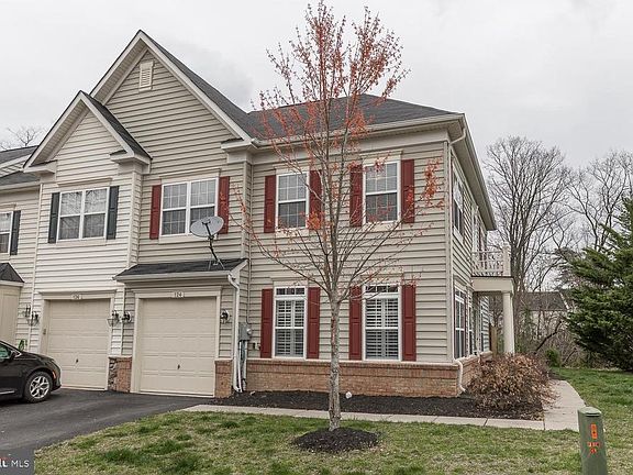 2nd image of 124 Carnoustie Ln
